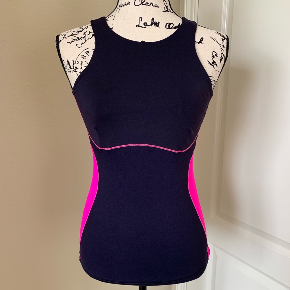 SOLD Adjustable Bra Non Slip Back Lululemon Tank 4